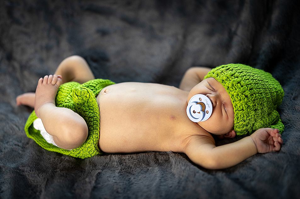 Professional newborn baby photography in Dover, Kent