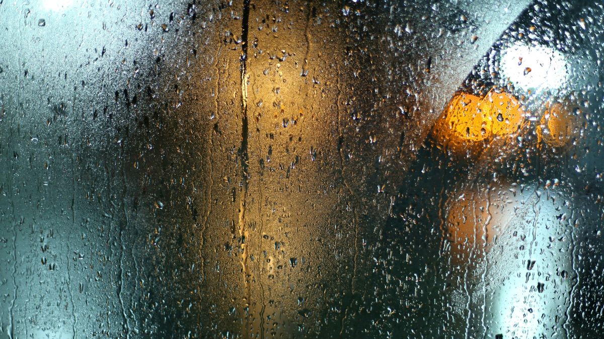 What happens if it rains on your wedding day?